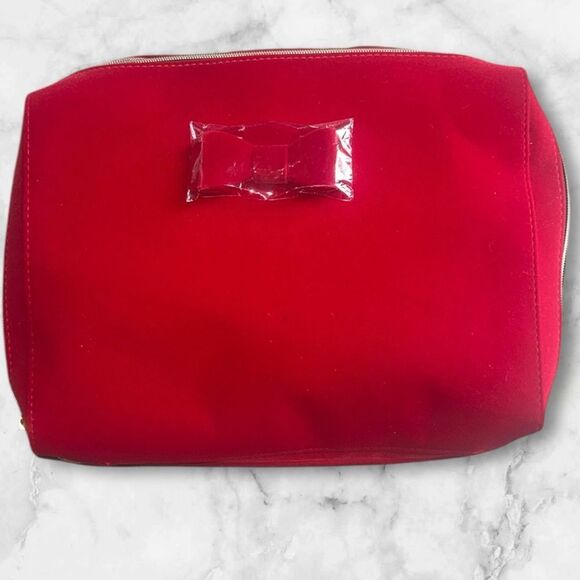 Estée Lauder Elegant Red Bow Velvet Bag! - Picture 1 of 11
